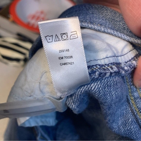 Loft Bermuda Jean Shorts Size 0 or UK 25 - Picture 5 of 7